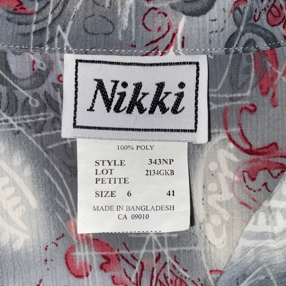 Nikki Vintage Gray Red Abstract Paisley Button Up Blouse Petite 6 Short Slv - Picture 2 of 6